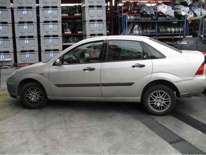 ford focus berlina (cak) del año 1999