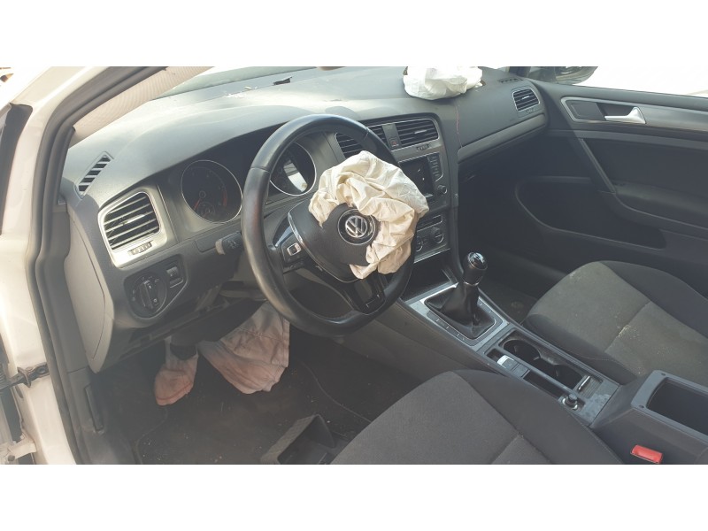 volkswagen golf vii lim. del año 2014