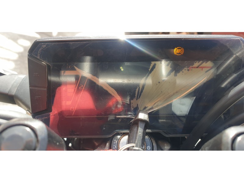 honda cb125 r del año 2022