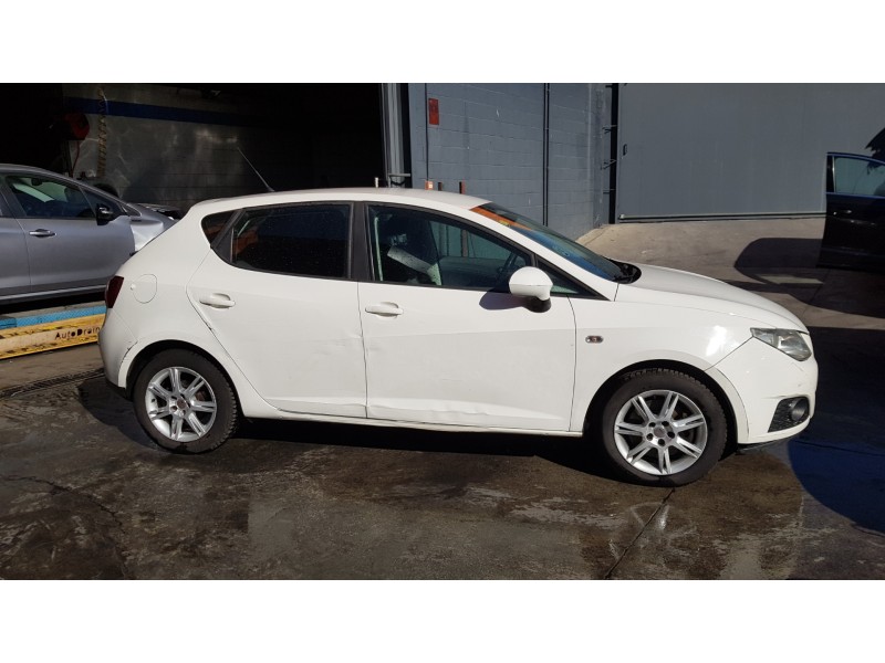 seat ibiza (6j5) del año 2009