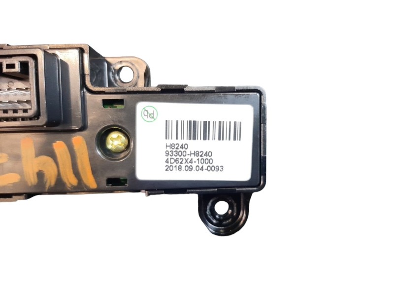 Recambio de interruptor para kia rio (yb) 1.2 cat referencia OEM IAM 93300H8240  