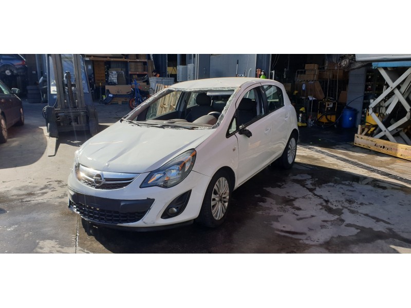 opel corsa d del año 2014