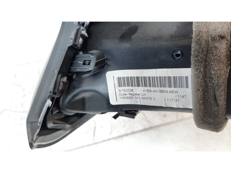 Recambio de rejilla aireadora para ford fiesta (ce1) 1.0 ecoboost cat referencia OEM IAM H1BBA018B09AEW  