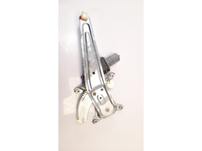 Recambio de elevalunas trasero derecho para suzuki vitara 1.4 16v cat referencia OEM IAM 8353061M00  