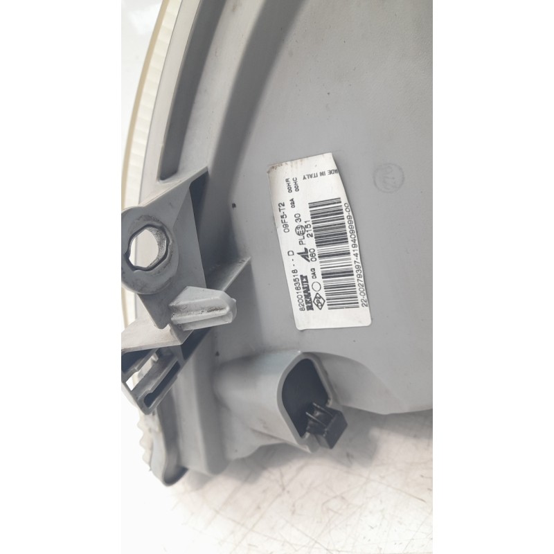 Recambio de faro derecho para renault master ii phase 2 bus mini - bus 9 - plazas l1h1 referencia OEM IAM 8200163518 10116351001