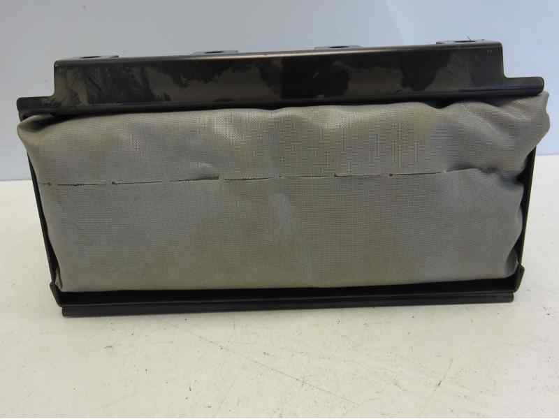 Recambio de airbag delantero derecho para kia carens 2.0 turbodiesel cat referencia OEM IAM RS95101D R1APAP2E120033 OK2FA57K50