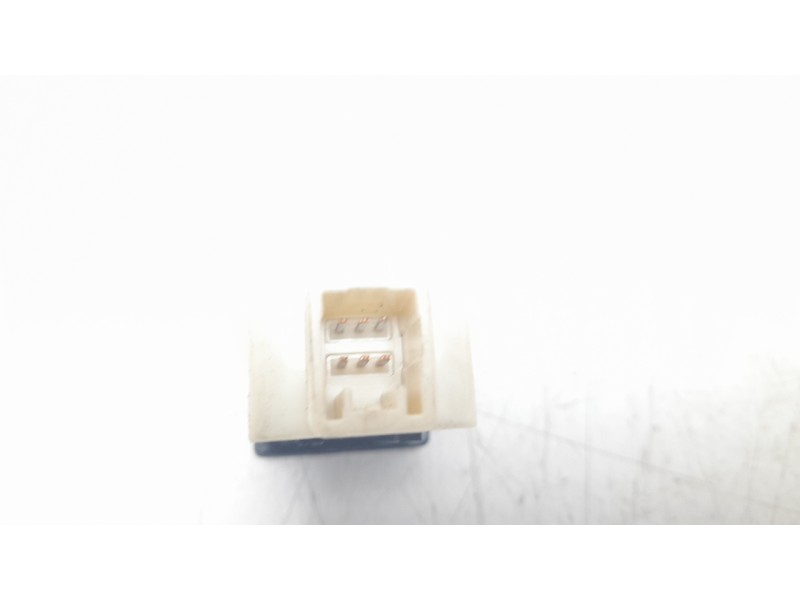 Recambio de interruptor para toyota rav 4 referencia OEM IAM 191698  