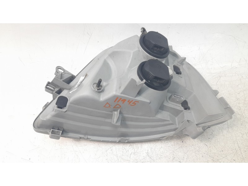 Recambio de faro derecho para renault master ii phase 2 bus mini - bus 9 - plazas l1h1 referencia OEM IAM 8200163518 10116351001
