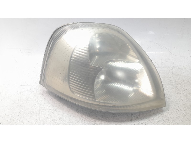 Recambio de faro derecho para renault master ii phase 2 bus mini - bus 9 - plazas l1h1 referencia OEM IAM 8200163518 10116351001