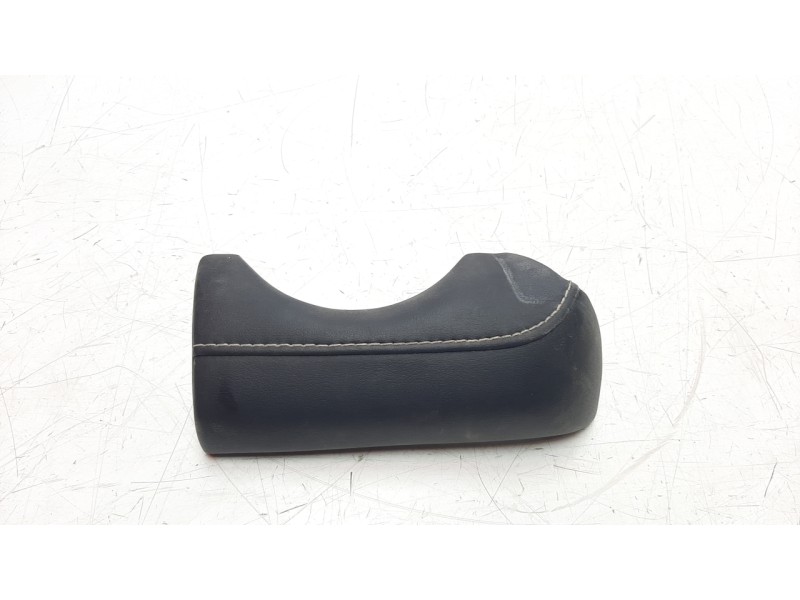 Recambio de moldura para toyota rav 4 2.0 d-4d cat referencia OEM IAM 5542142130C7  