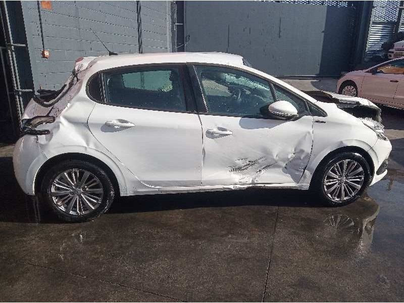 peugeot 208 del año 2018