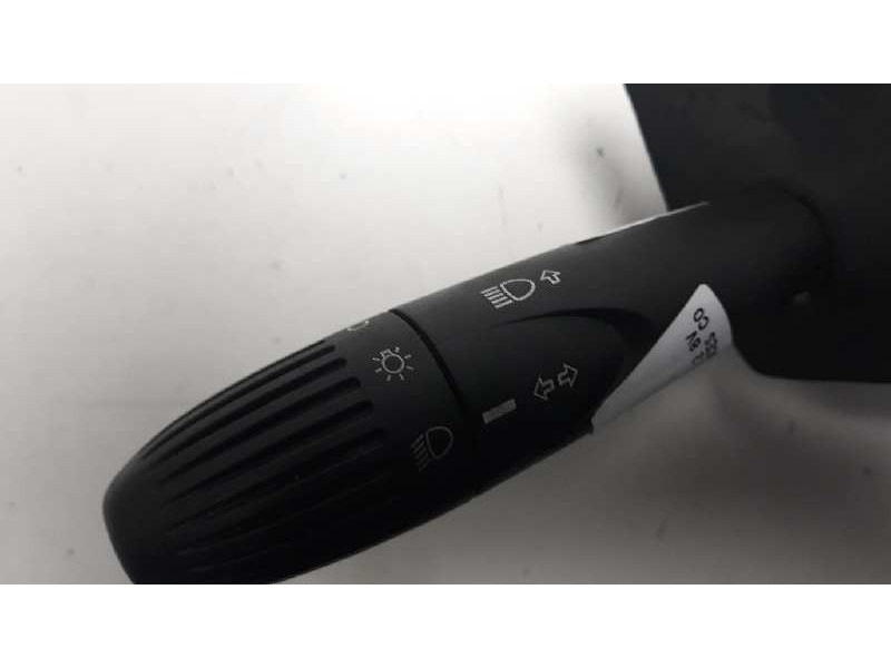 Recambio de mando multifuncion para fiat punto berlina (188) 1.2 8v referencia OEM IAM   