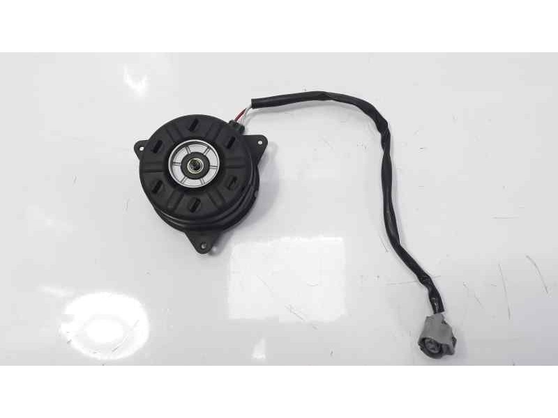 Recambio de electroventilador para toyota auris touring sports (e18) active referencia OEM IAM 163630D120  