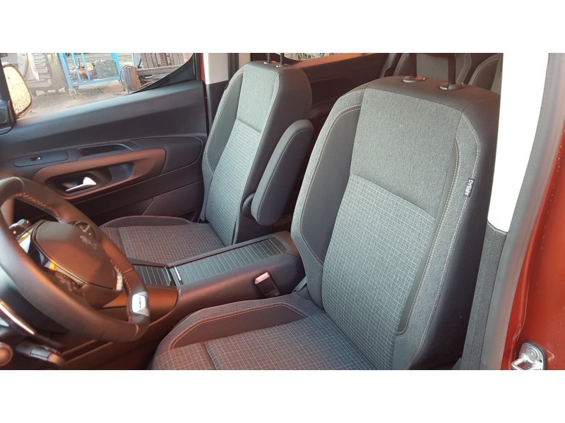 peugeot rifter del año 2020