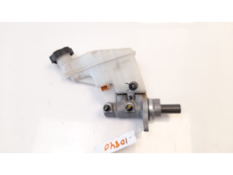 Recambio de bomba freno para hyundai i30 (gd) 1.4 cat referencia OEM IAM 58510A5200  