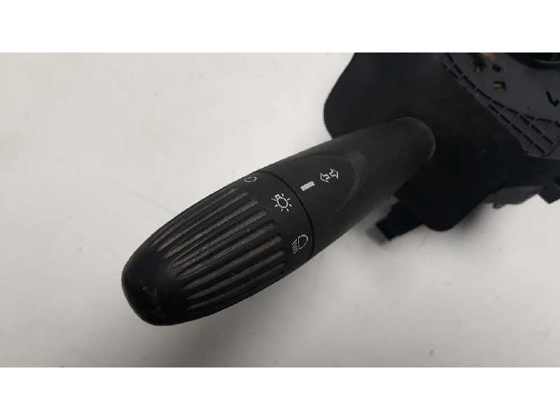 Recambio de mando multifuncion para fiat punto berlina (188) 1.2 8v referencia OEM IAM   