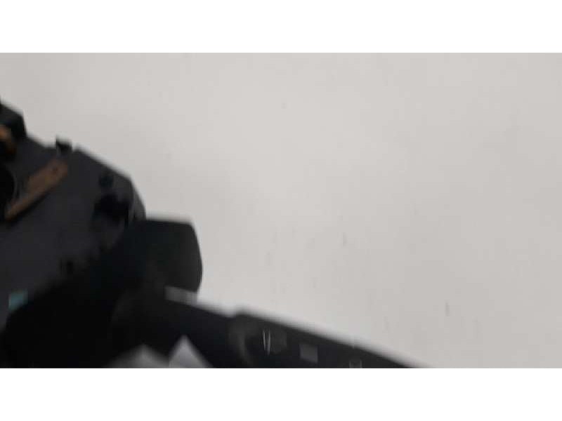 Recambio de mando multifuncion para fiat punto berlina (188) 1.2 8v referencia OEM IAM   