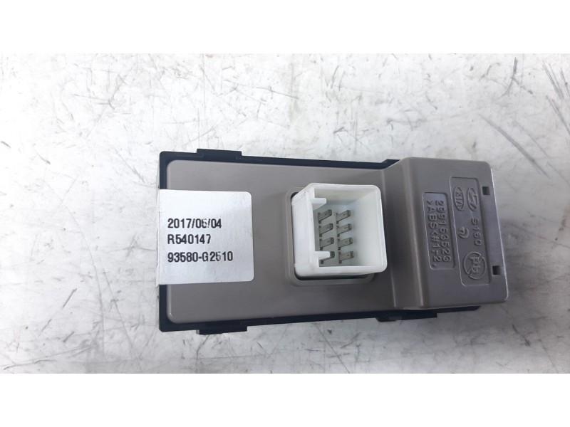 Recambio de mando elevalunas trasero izquierdo para hyundai ioniq referencia OEM IAM 93580G2510  