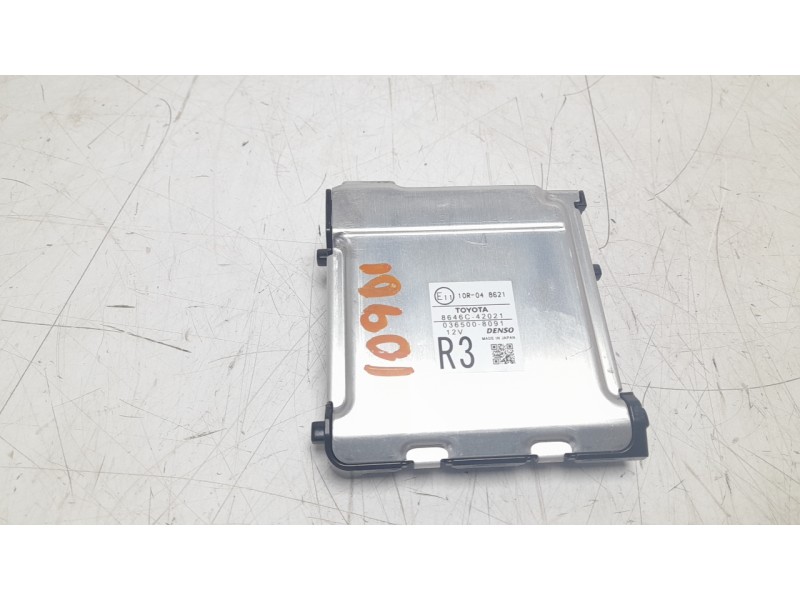 Recambio de modulo electronico para toyota rav 4 referencia OEM IAM 8646C42021  