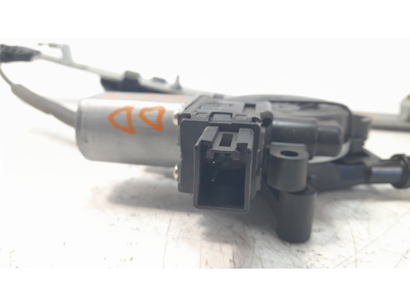 Recambio de elevalunas delantero derecho para mazda cx-3 2.0 cat referencia OEM IAM D10E58590B  