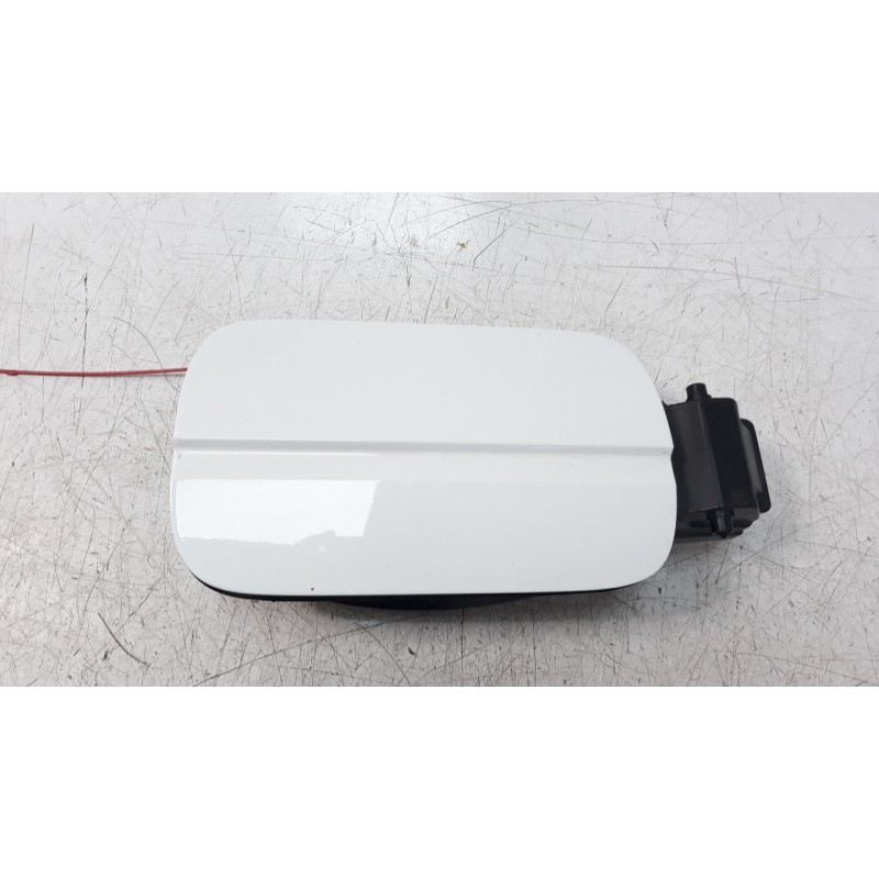 Recambio de tapa exterior combustible para audi a4 avant (8w5) sport edition referencia OEM IAM 8W0809906A  