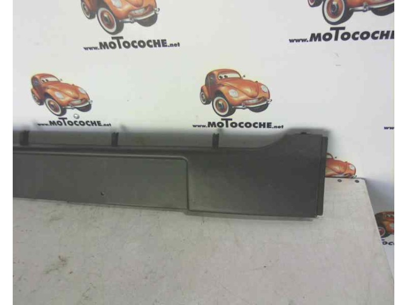 Recambio de molduras delanteras para renault clio ii fase ii (b/cb0) referencia OEM IAM  107193602 RN3221539