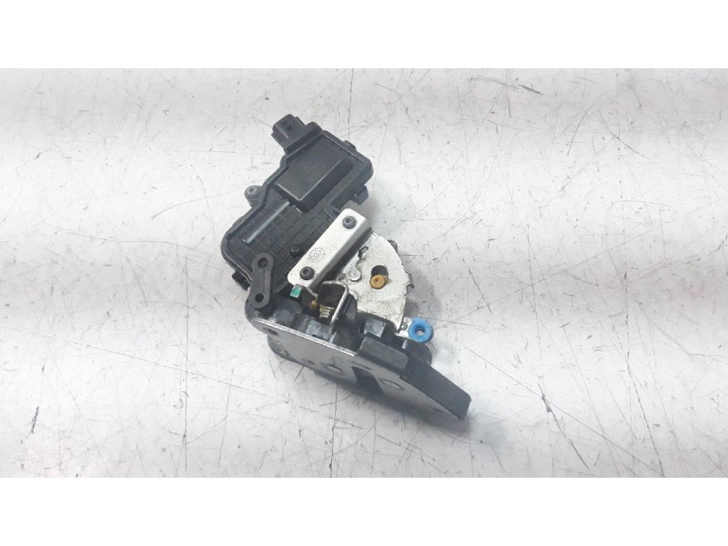 Recambio de cerradura puerta delantera izquierda para dacia spring electric comfort referencia OEM IAM 805036005R  