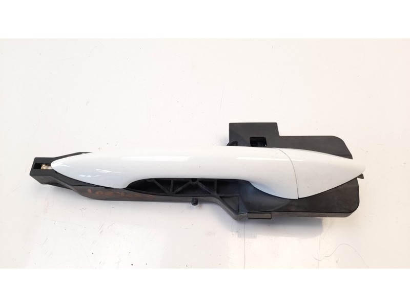 Recambio de maneta exterior delantera derecha para hyundai i30 (gd) 1.4 cat referencia OEM IAM 82661A6050  