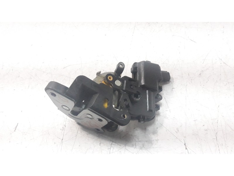 Recambio de cerradura puerta delantera izquierda para dacia spring electric comfort referencia OEM IAM 805036005R  