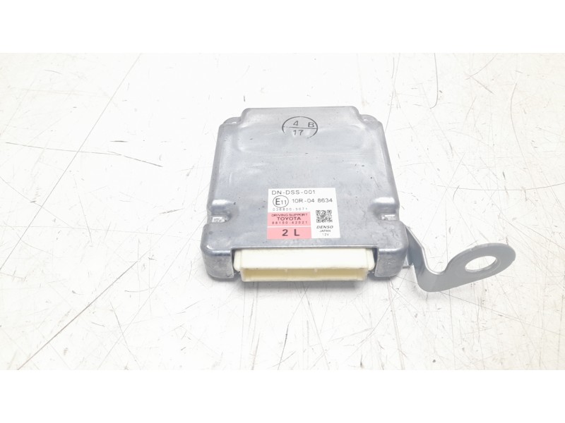 Recambio de modulo electronico para toyota rav 4 referencia OEM IAM 8815042021  