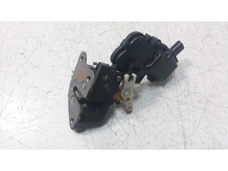 Recambio de cerradura puerta trasera derecha para dacia spring electric comfort referencia OEM IAM 825023234R  
