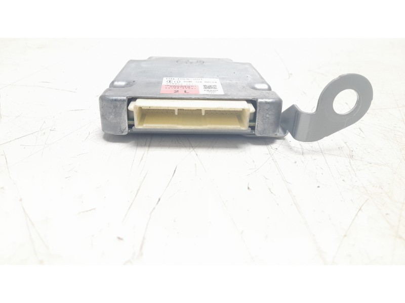 Recambio de modulo electronico para toyota rav 4 referencia OEM IAM 8815042021  