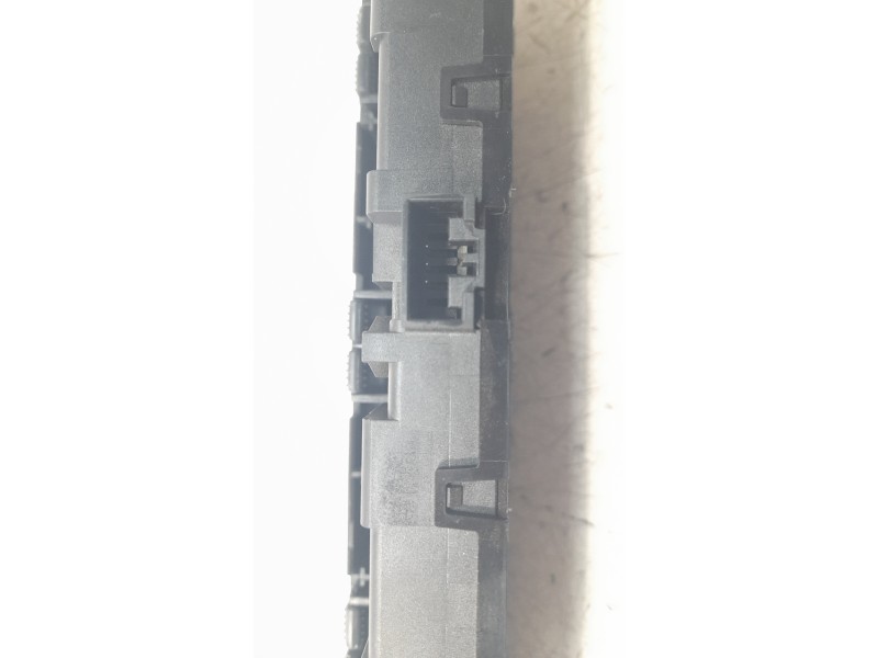 Recambio de mando multifuncion para audi a4 berlina (8wc) 35 tdi s line referencia OEM IAM 8W0925301  