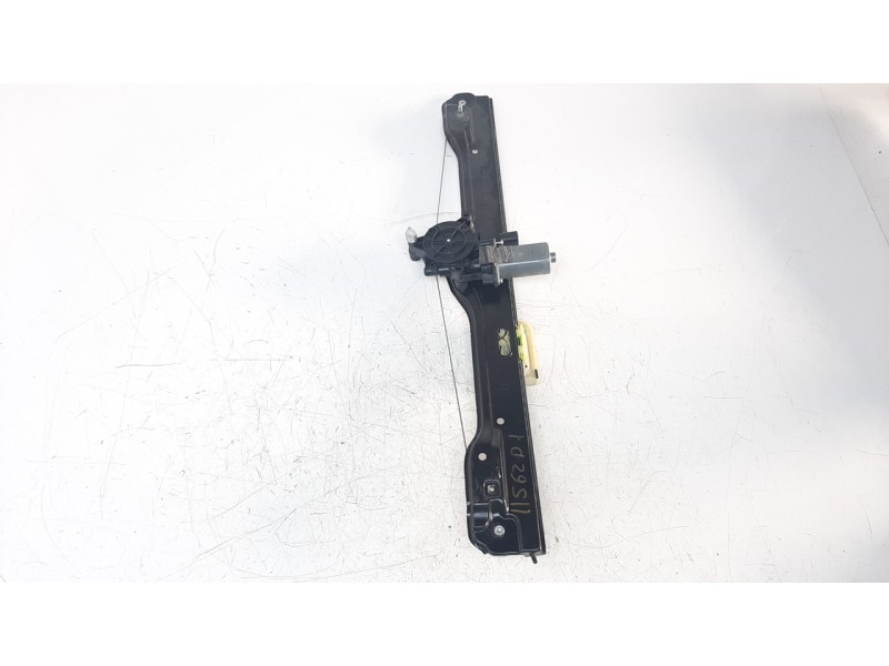 Recambio de elevalunas delantero izquierdo para iveco daily furgón 2.3 diesel referencia OEM IAM 5802578842  