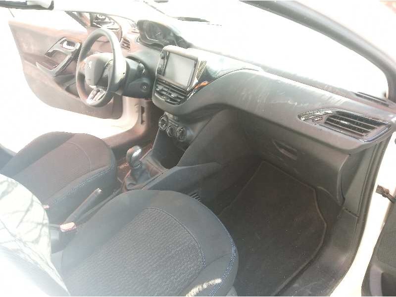 peugeot 208 del año 2018