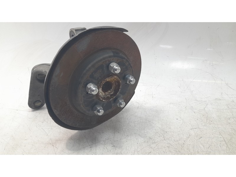 Recambio de mangueta trasera izquierda para hyundai ioniq referencia OEM IAM 52705G2400  