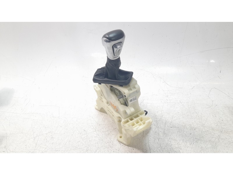 Recambio de palanca cambio para hyundai ioniq referencia OEM IAM 46700F2210  