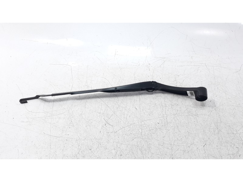 Recambio de brazo limpia delantero derecho para hyundai kona 1.0 tgdi cat referencia OEM IAM 98321J9000  
