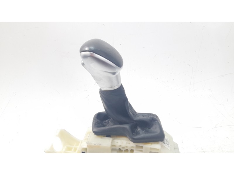 Recambio de palanca cambio para hyundai ioniq referencia OEM IAM 46700F2210  