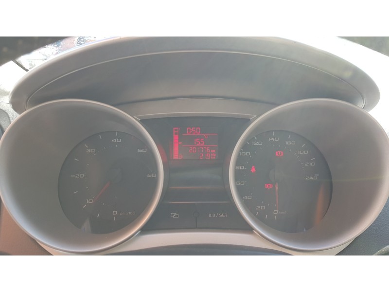 seat ibiza (6j5) del año 2009