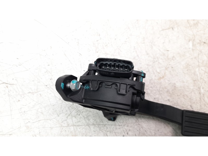 Recambio de potenciometro pedal para mg zs comfort referencia OEM IAM 501001  