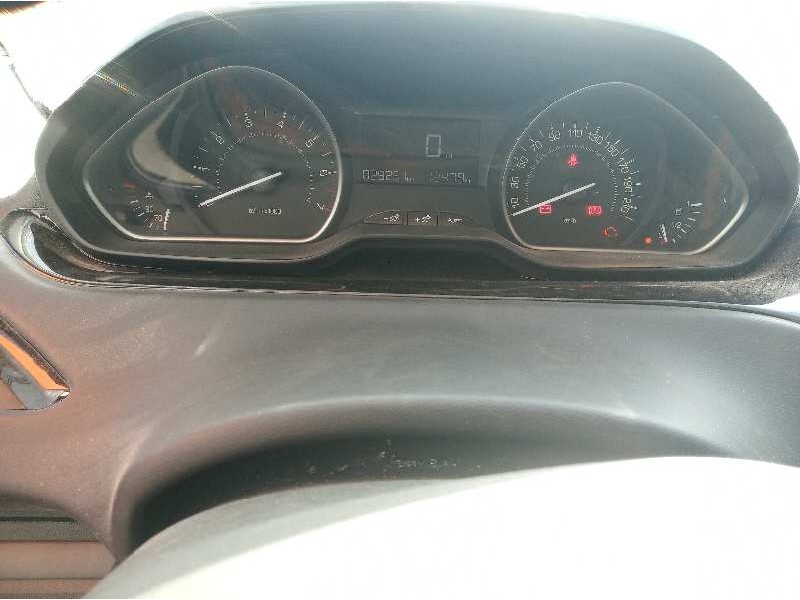 peugeot 208 del año 2018