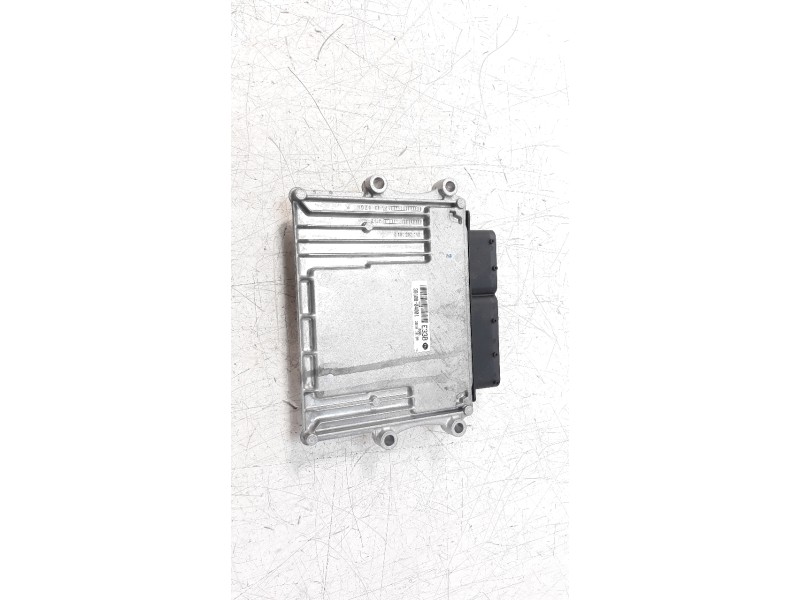 Recambio de centralita motor uce para hyundai kona 1.0 tgdi cat referencia OEM IAM 3910804001  