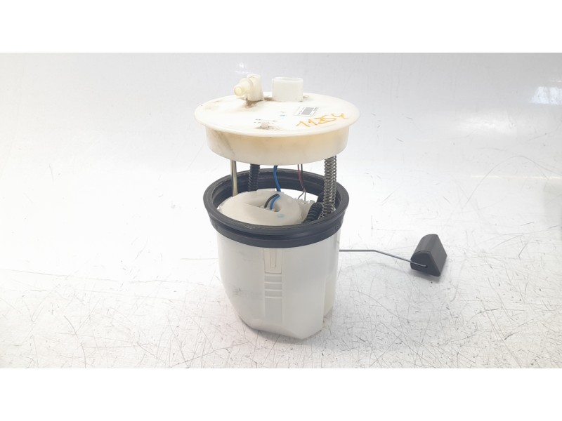 Recambio de bomba combustible para mazda cx-3 2.0 cat referencia OEM IAM PELK1335XA  