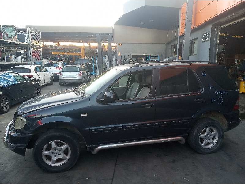 mercedes-benz clase m (w163) del año 2004