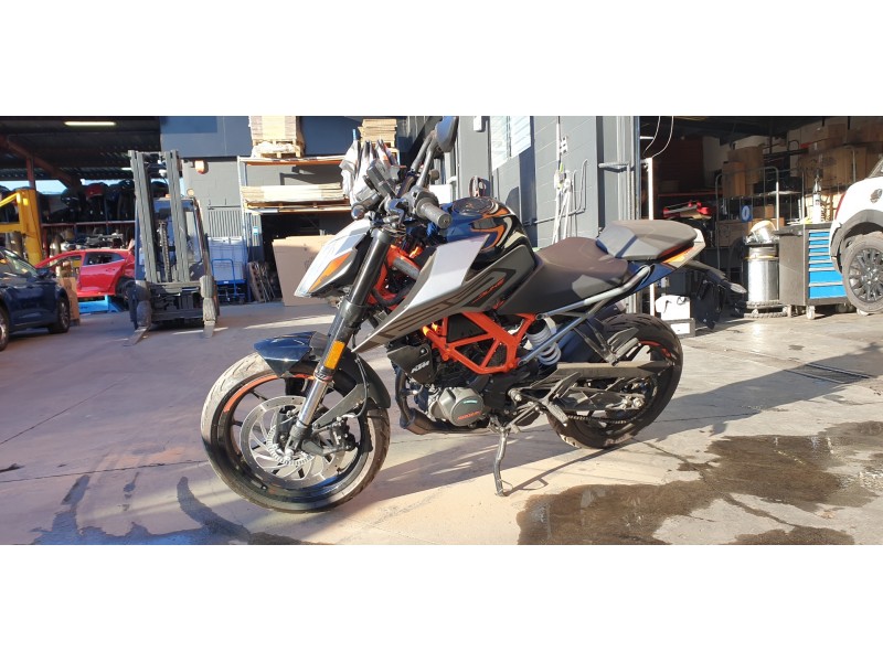 ktm 125 duke del año 2022