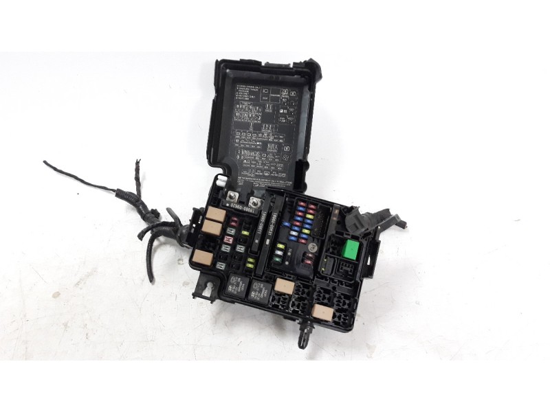 Recambio de caja reles / fusibles para kia xceed 1.0 tgdi cat referencia OEM IAM 91260J7AS0  