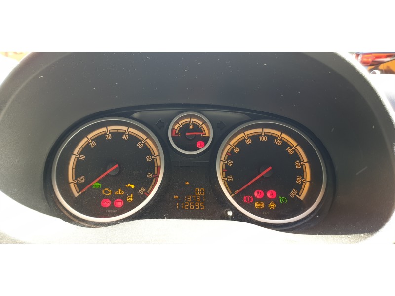 opel corsa d del año 2014