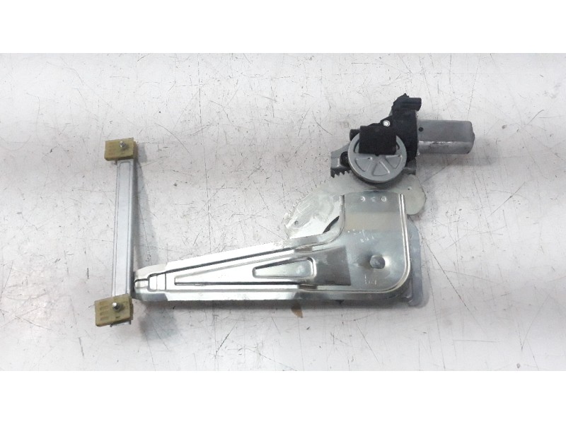 Recambio de elevalunas trasero izquierdo para dacia spring electric comfort referencia OEM IAM 827212971R 7050EGTL002 