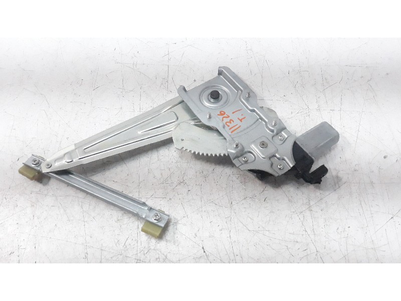 Recambio de elevalunas trasero izquierdo para dacia spring electric comfort referencia OEM IAM 827212971R 7050EGTL002 